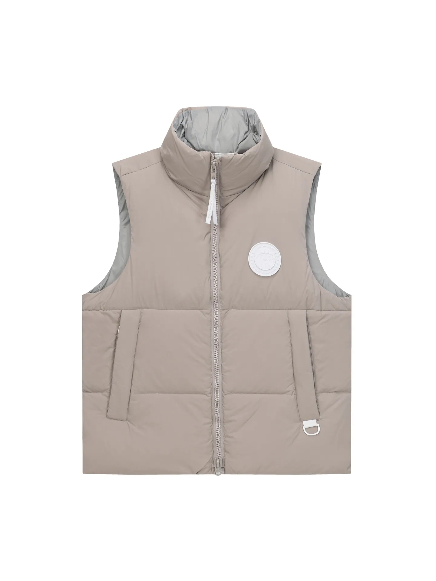 P480 CANADA GOOSE/PASTELS capsule white label series down vest The white label series is a capsule limited series and the most popular PASTELS series this year. The chest labels are all white badges with pure silicone texture. The pattern has a strong contrast between concave and convex. The topographic map of Canada on the badge is lifelike. The plastic material used for currency logos on the market is very hard to the touch! Our original independent order accessories are all custom-made original accessories. The imported YKK zipper has correct teeth and the zipper teeth are very thick. The zipper webbing logo is printed with three M fluorescent colors and the original custom-made washed logo. The placket webbing and wiring details are all restored. Color: Black Pure White Light Pink Khaki Moonlight Gray Size: XS S M L XL